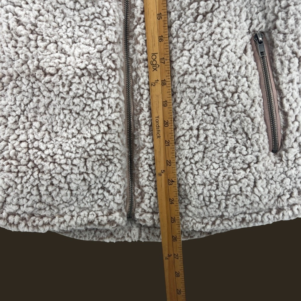 Thread Supply Sherpa Fleece Vest Womens Small Beige Zip Pockets Lightweight Cozy - Picture 6 of 8